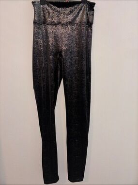 SPANX Velvet Shine Legging Size Medium